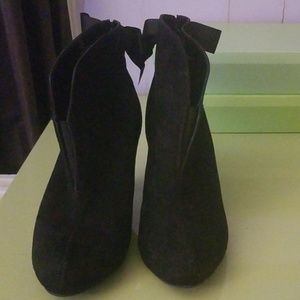 Cute, black suede booties